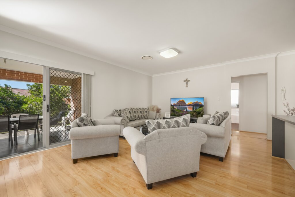33 Brunswick Crescent, St Johns Park - Thumbnail 4