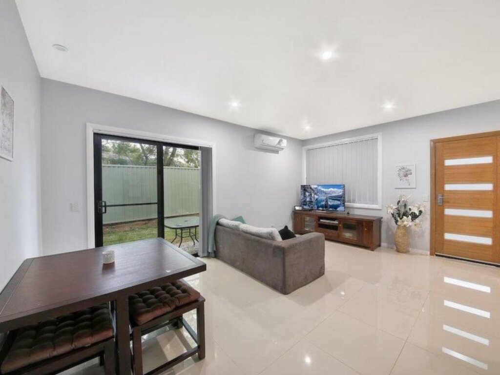 16A Hacking Drive, Narellan Vale - Thumbnail 3