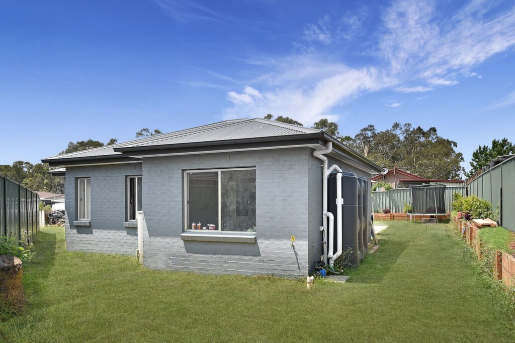 8 & 8A Sawell Street, Bossley Park - Thumbnail 8