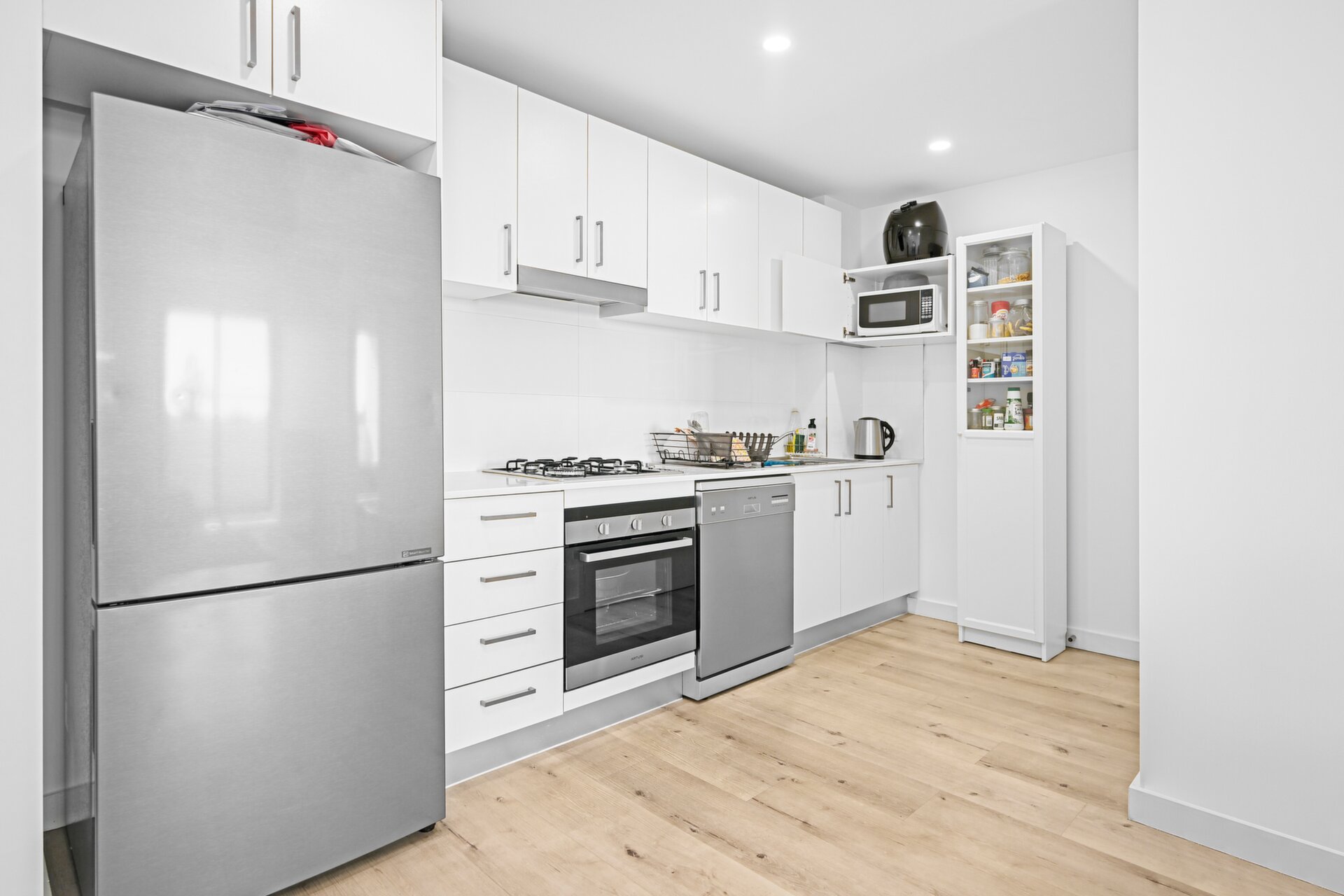 42/15 Castlereagh Street, Liverpool - Thumbnail 8