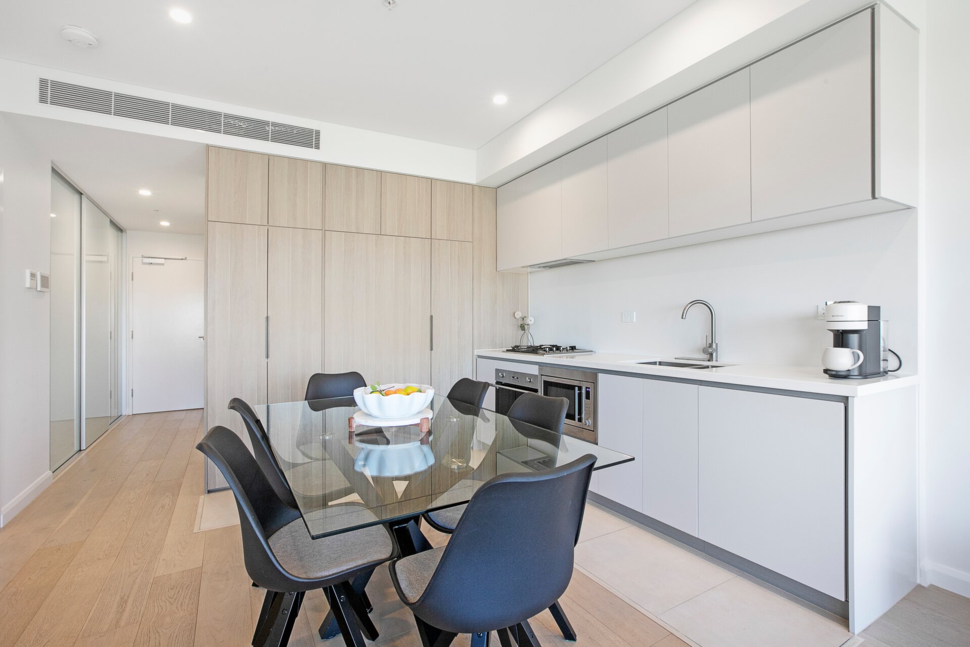 1050/9 Maple Tree Road, Westmead - Thumbnail 8