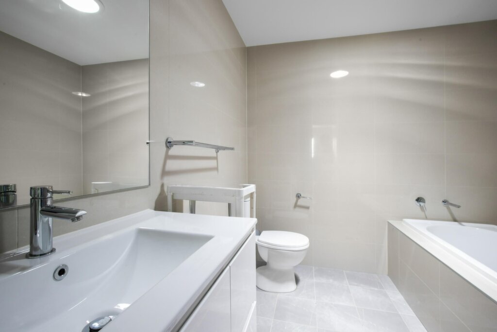 12 Tyee Street, Gables - Thumbnail 4