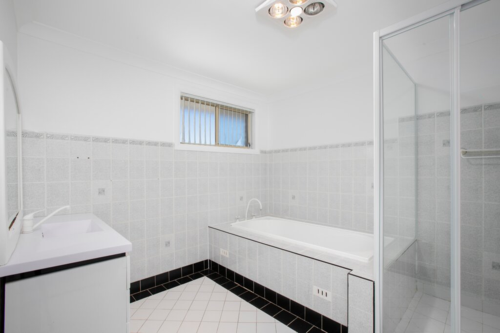 91b Whitford Road, Hinchinbrook - Thumbnail 7