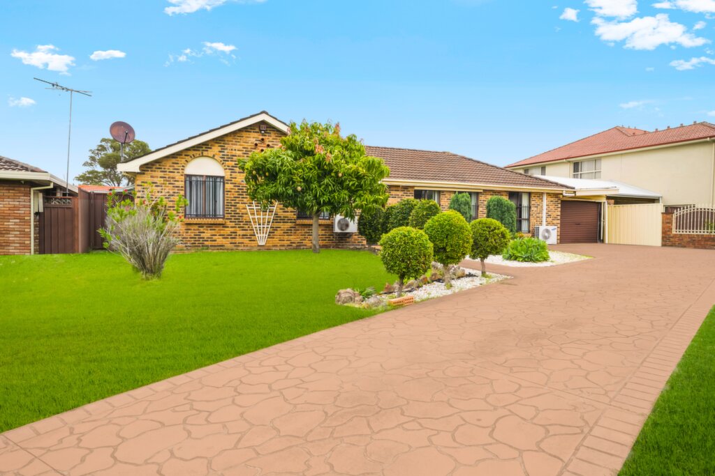 4 Coraki Place, Bonnyrigg - Thumbnail 2