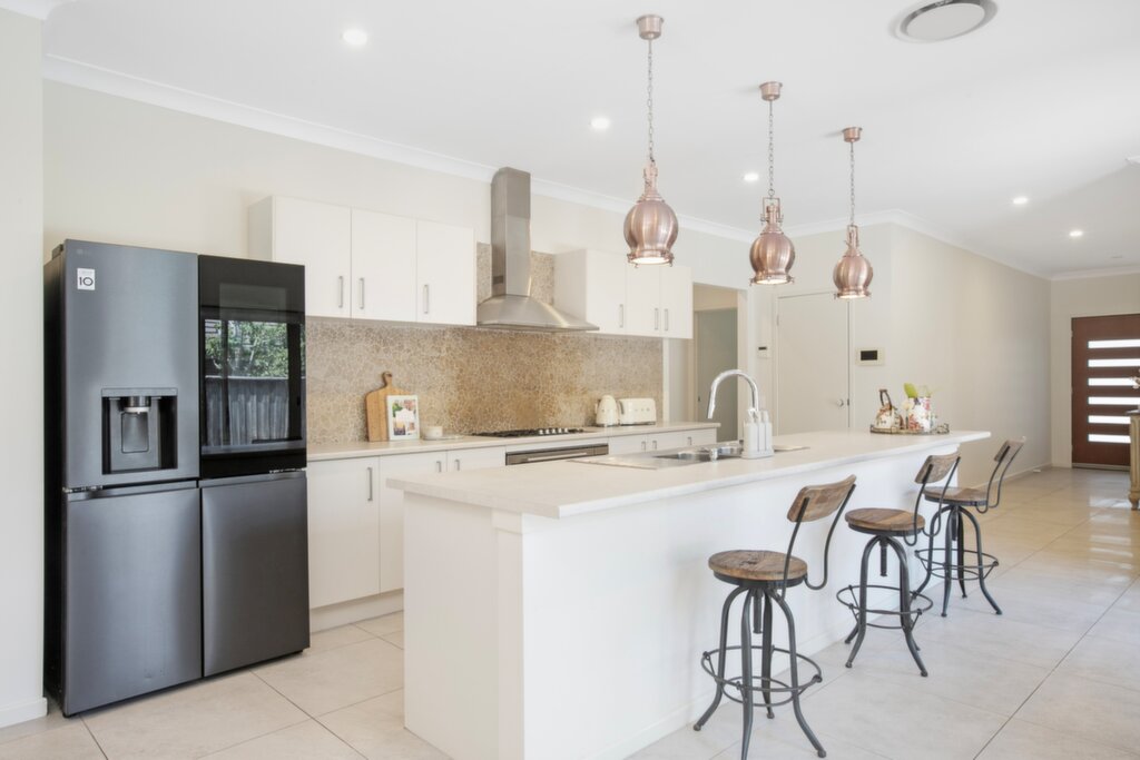 17 Fenwick Street, Gledswood Hills - Thumbnail 3